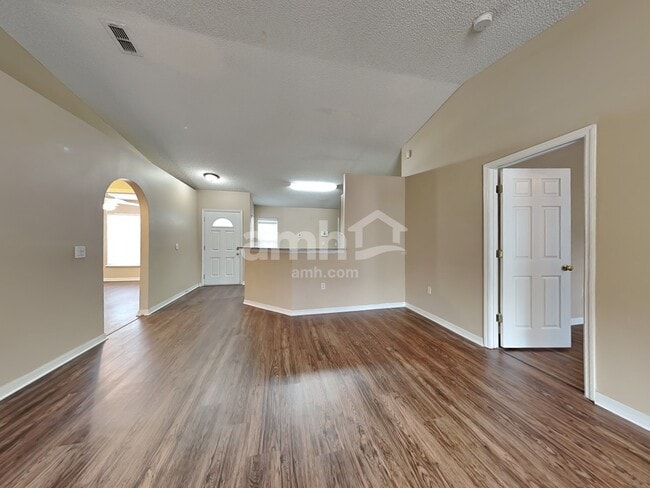 Building Photo - 10418 Maronda Dr