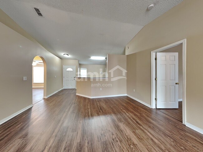 Foto del edificio - 10418 Maronda Dr