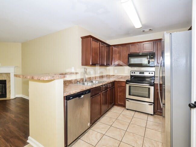 Foto del edificio - 10249 Sterling Ridge Dr