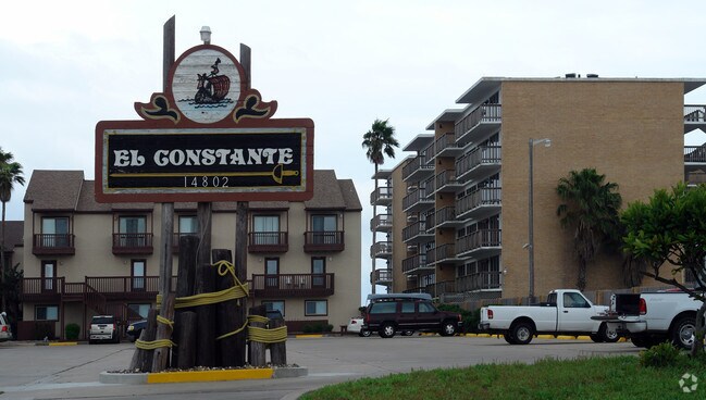 Building Photo - El Constatne Beach front Condominiums