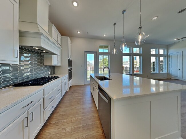 Building Photo - 4221 Reeder Ridge Way