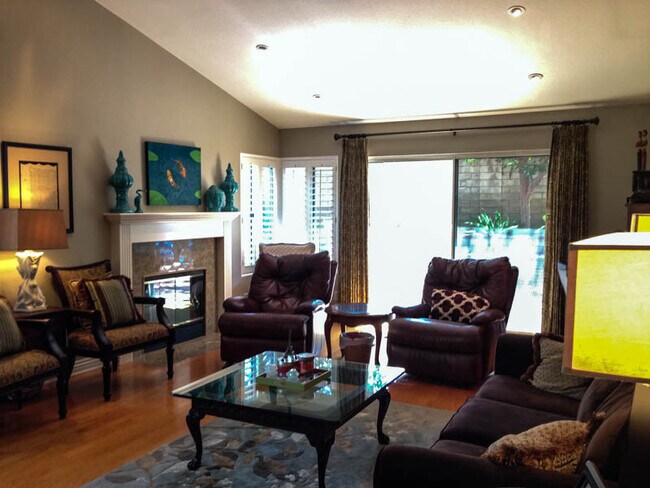 Foto del edificio - Charming Single-Story 2-Bedroom Home with ...