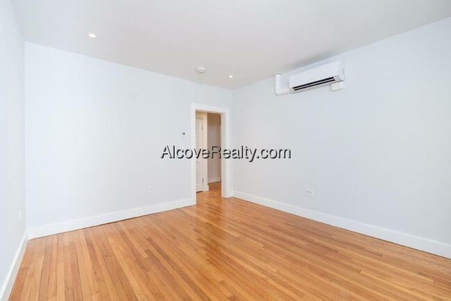 Foto del edificio - 17a Forest St