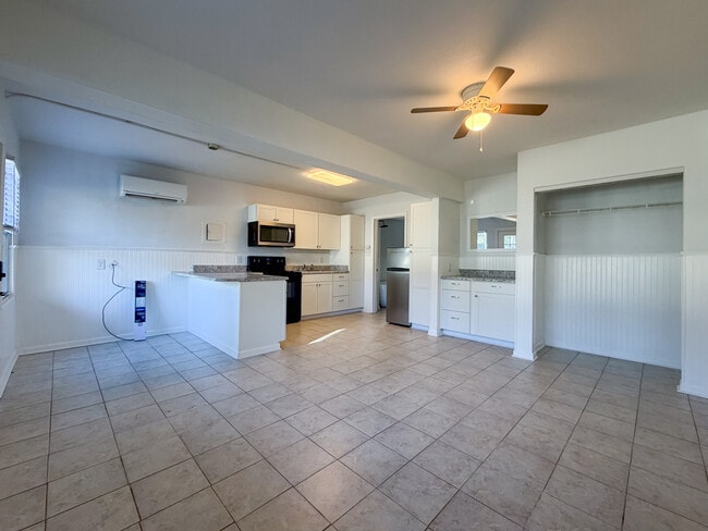 Foto del edificio - Palomar Dr