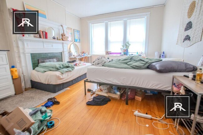 Building Photo - 4 bedroom in Allston MA 02134