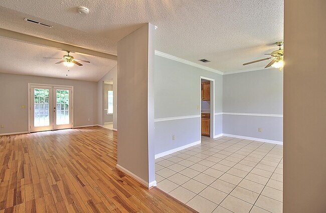 Foto del edificio - 210 Easy St