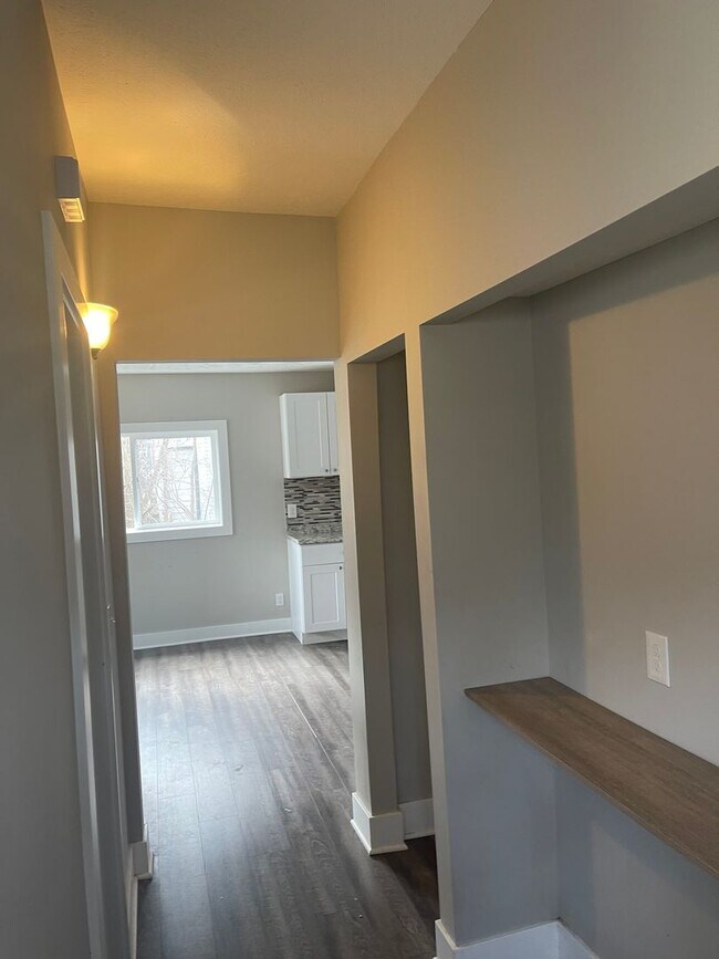 Foto del edificio - 1510 Queen Ave NE
