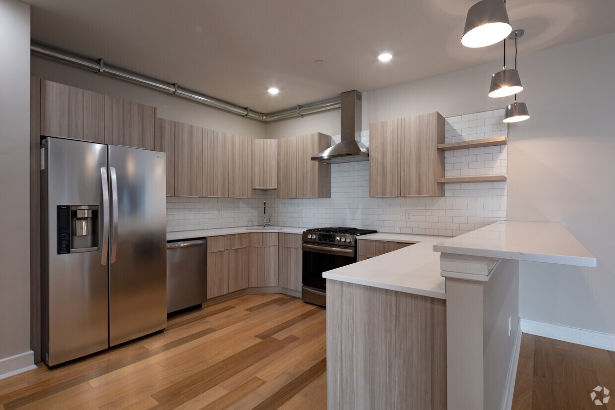1HAB, 1BA - 955SF Cocina - 3200 Capri Dr