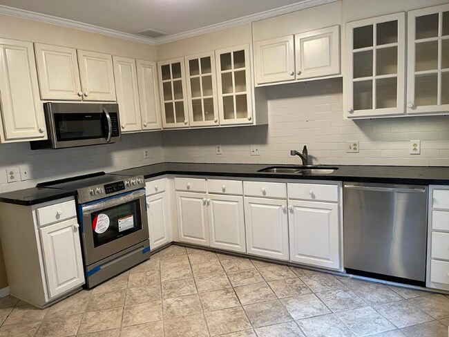 Foto del edificio - 6245 Padget Parrish Ct