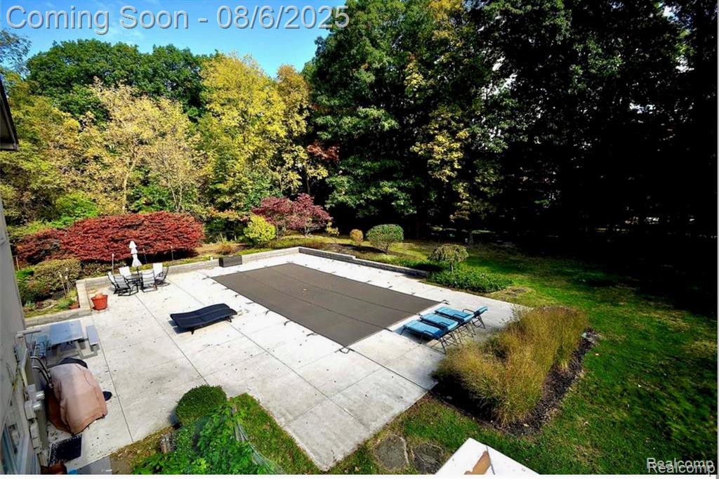 Foto del edificio - 5721 Kenmoor Rd