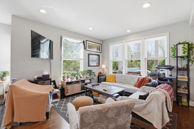 Foto del edificio - 4722 Branchville Rd