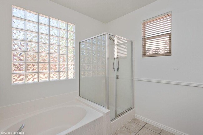 Building Photo - Great 3 bed 2 bath in Coral Canyon-Pet Fri...