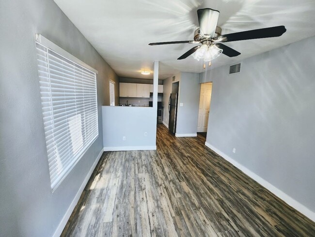 Foto del edificio - 1309 W Taylor St