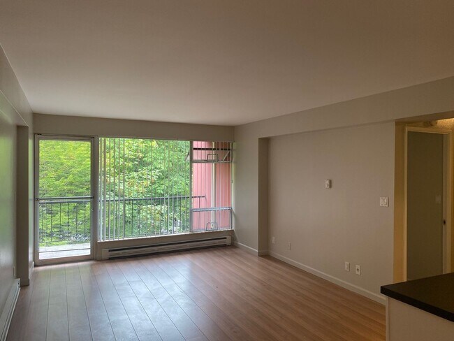 Foto del interior - 2020 Building