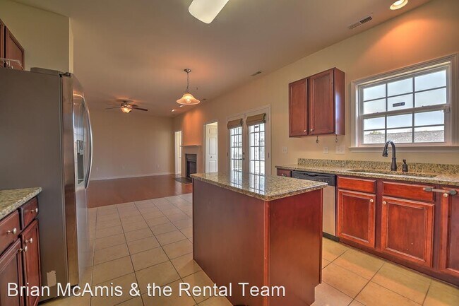 Building Photo - 3 br, 2.5 bath House - 826 Hackney Rd.
