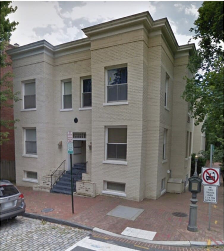 3338 O St NW - 3338 O St NW