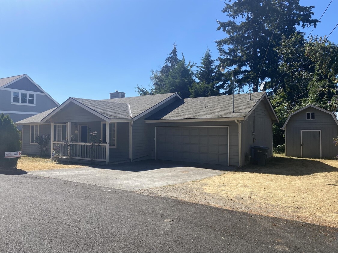 Primary Photo - 1503 9th Ave Ct