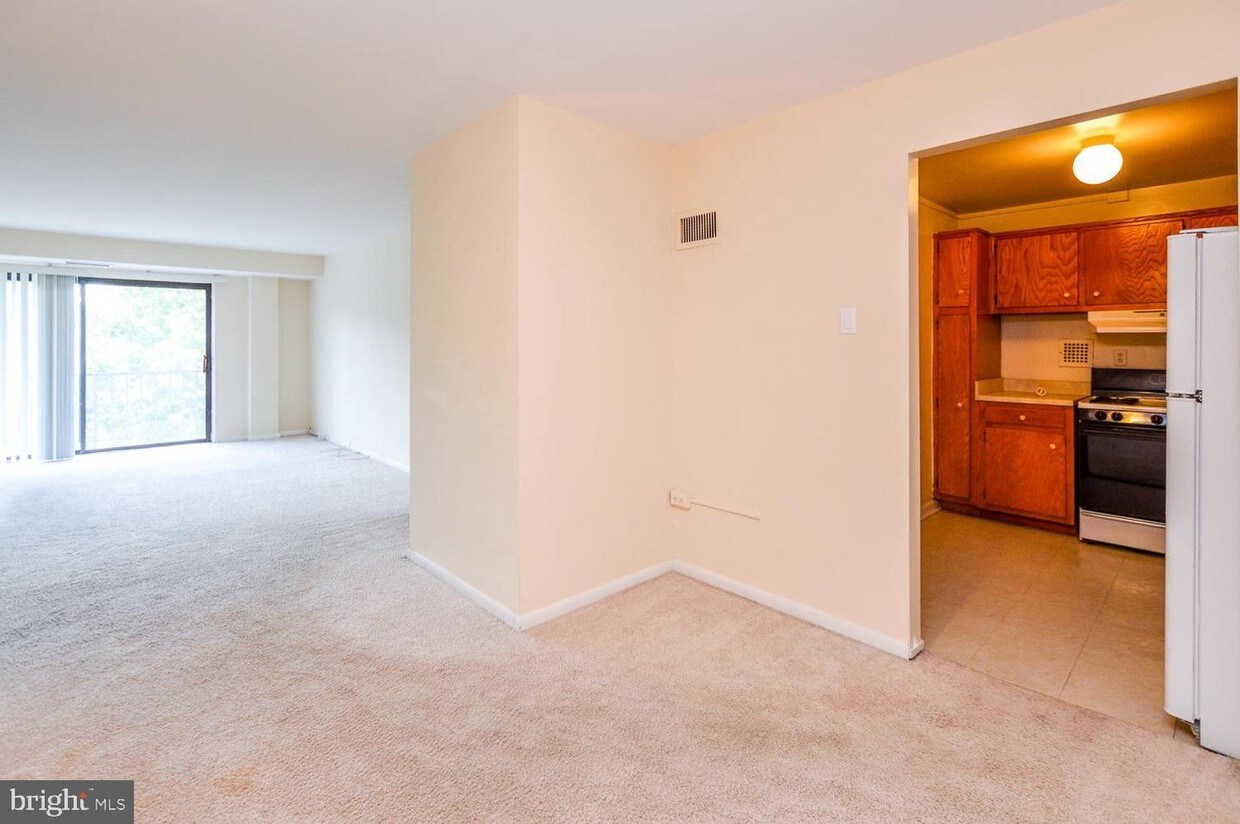 575 Thayer Ave Unit 506, Silver Spring, MD 20910 Apartment for Rent