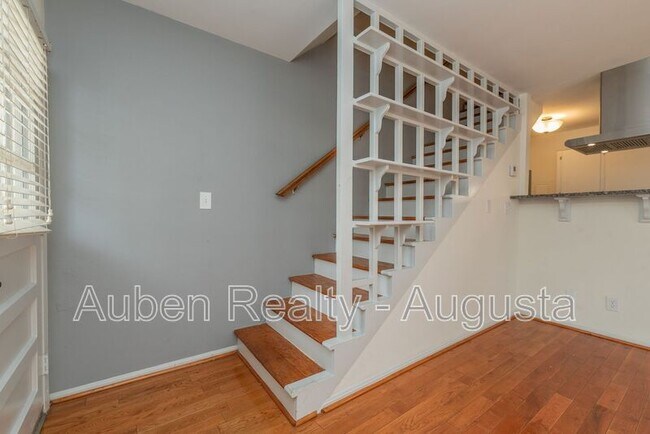 Foto del edificio - 239 Greene St