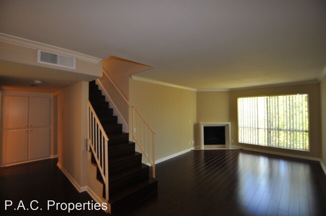 Building Photo - 1 br, 1 bath Apartment - 6041 Fulton Avenu...