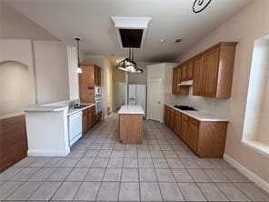 Building Photo - 123 Hillcrest Dr