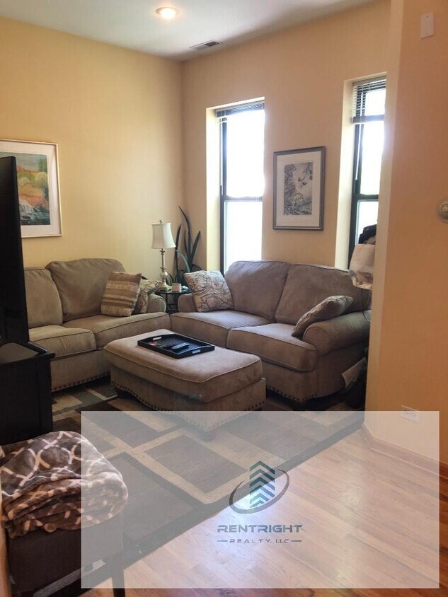 Foto principal - 1458 N Bosworth Ave