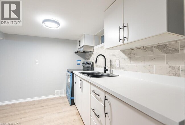 Photo du bâtiment - 99 E 36th St