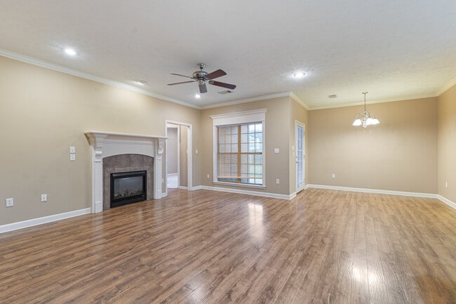 Building Photo - 905 Wineberry Rd