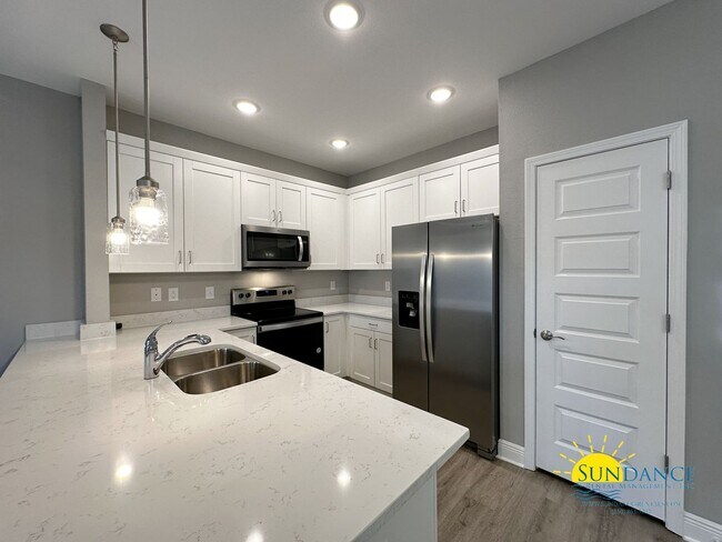 Foto del edificio - NEW construction in the heart of Fort Walton Beach!