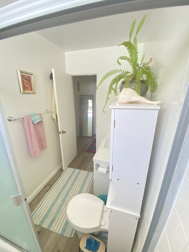 Foto del edificio - 1426 Princeton St