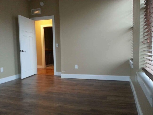 Foto del edificio - 14 Jackson St