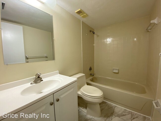 Building Photo - 2 br, 2 bath House - 28130 Pine Haven Way #23