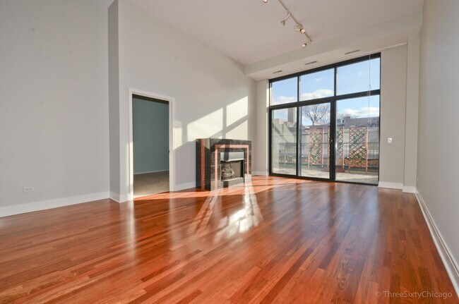 Building Photo - 3631 N Halsted St