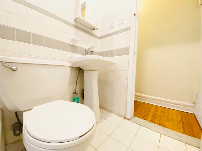 Foto del edificio - 209 W 108th St