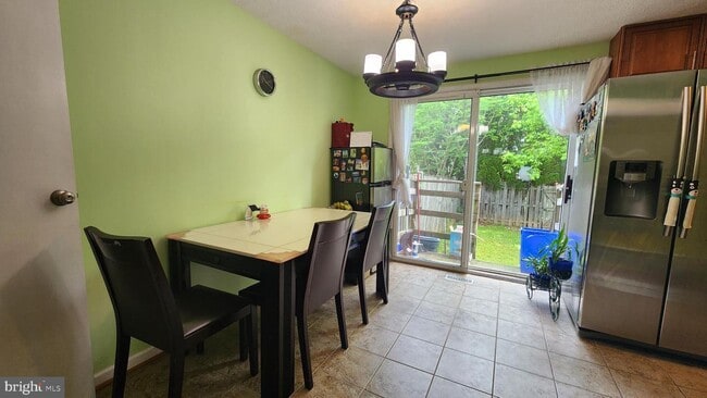 Building Photo - 11126 Captain's Walk Ct