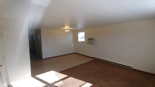 Building Photo - 104 Gale Ct