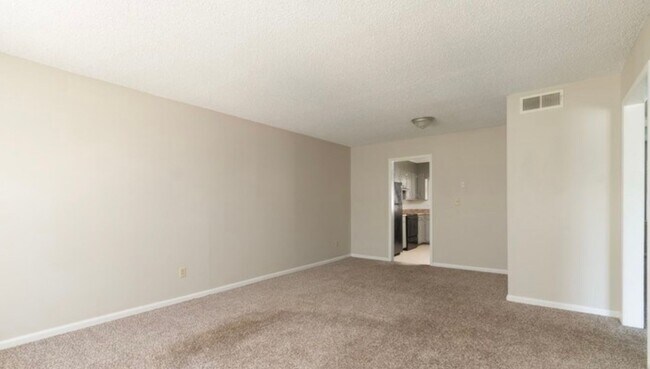 Foto del edificio - 632 E 33rd St