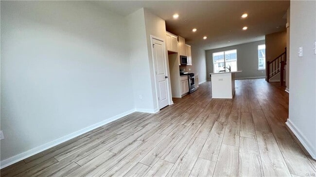 Building Photo - 4904 Brookside Ct