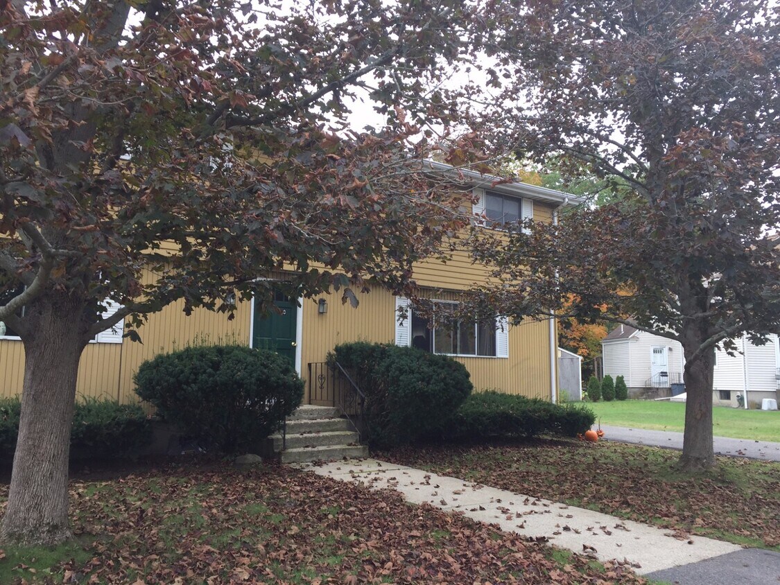 Primary Photo - 9 Guild Rd