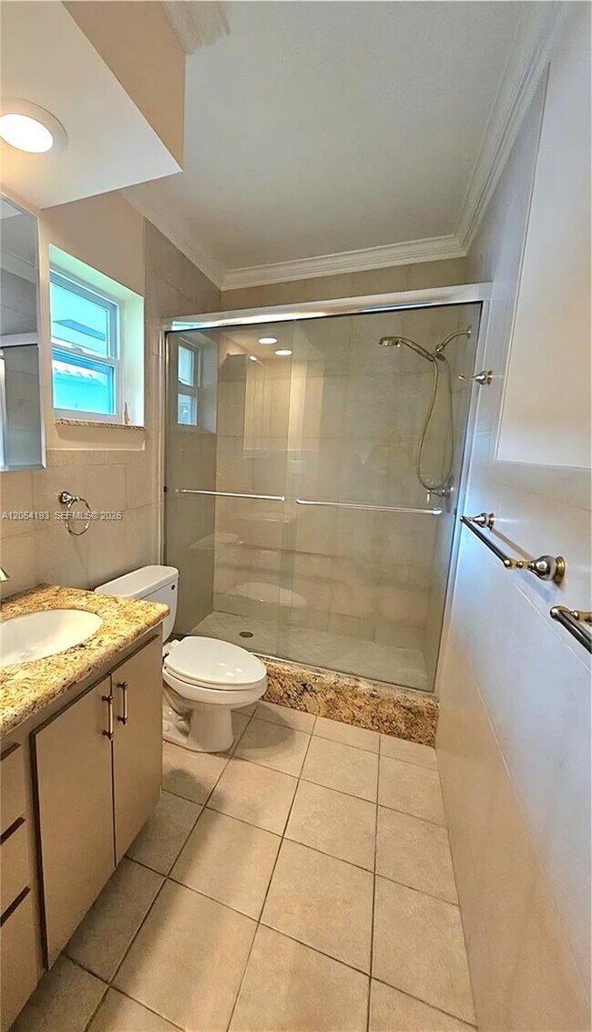 Foto del edificio - 4602 King Palm Dr
