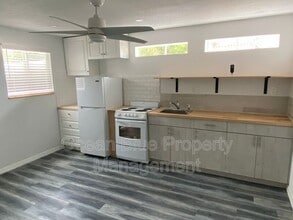 Building Photo - 4133 3rd Ave N