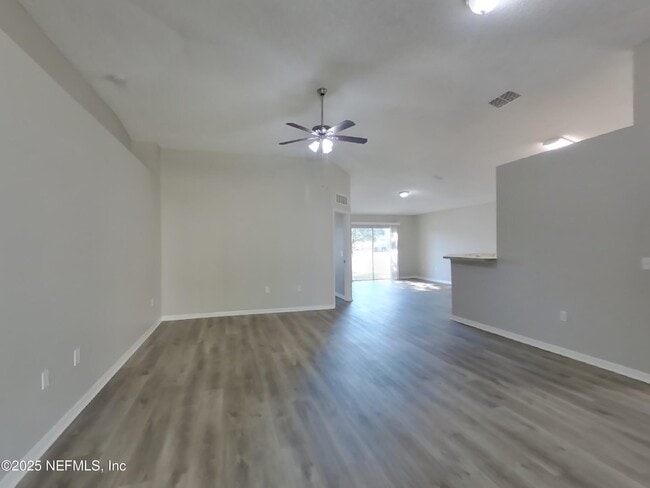 Foto del edificio - 4138 Clearbrook Cove Rd