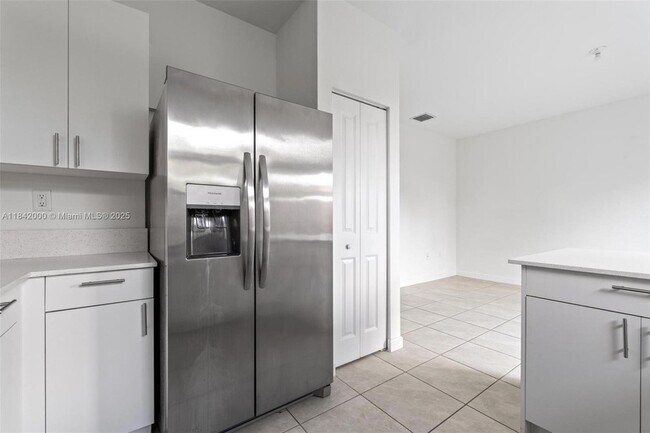Foto del edificio - 11944 SW 247th Ter