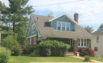 Building Photo - 18 2nd St