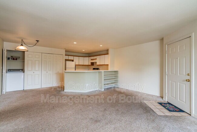 Foto del edificio - 33 S Boulder Cir