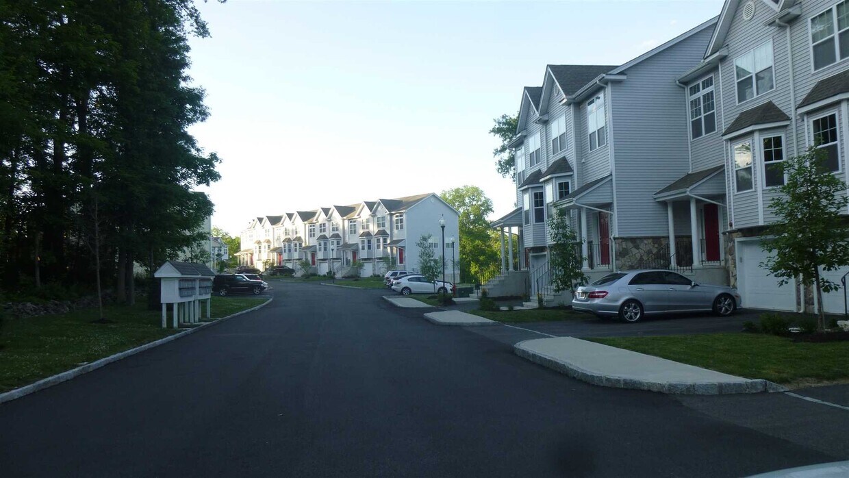 20 Betty Ln Unit 20, Wappingers Falls, NY 12590 Condo for Rent in Wappingers Falls, NY