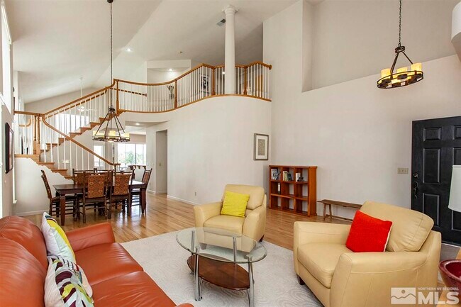Foto del edificio - 6164 Laurelwood Dr