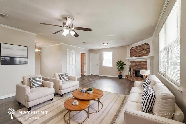 Building Photo - 2391 Richwood Dr