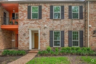 Building Photo - 13040 Trail Hollow Dr