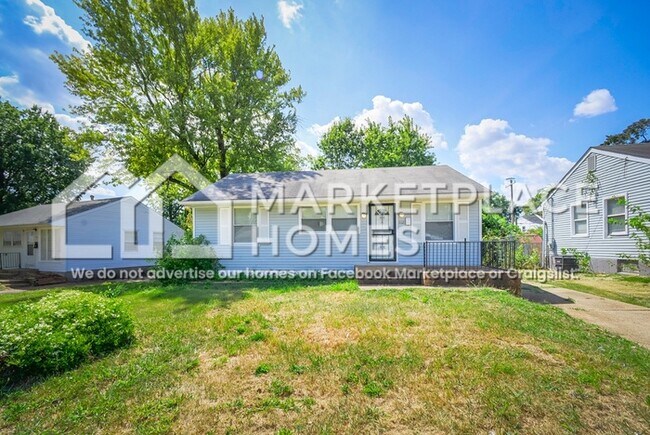 Photo - 312 Banff Cir House